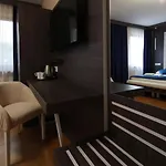 Nova 3*