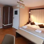 Nova Bed & Breakfast
