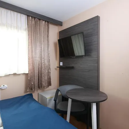 Nova לינה וארוחת בוקר ויסלאו