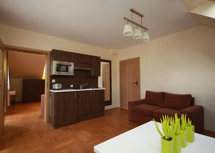 לינה וארוחת בוקר Nova